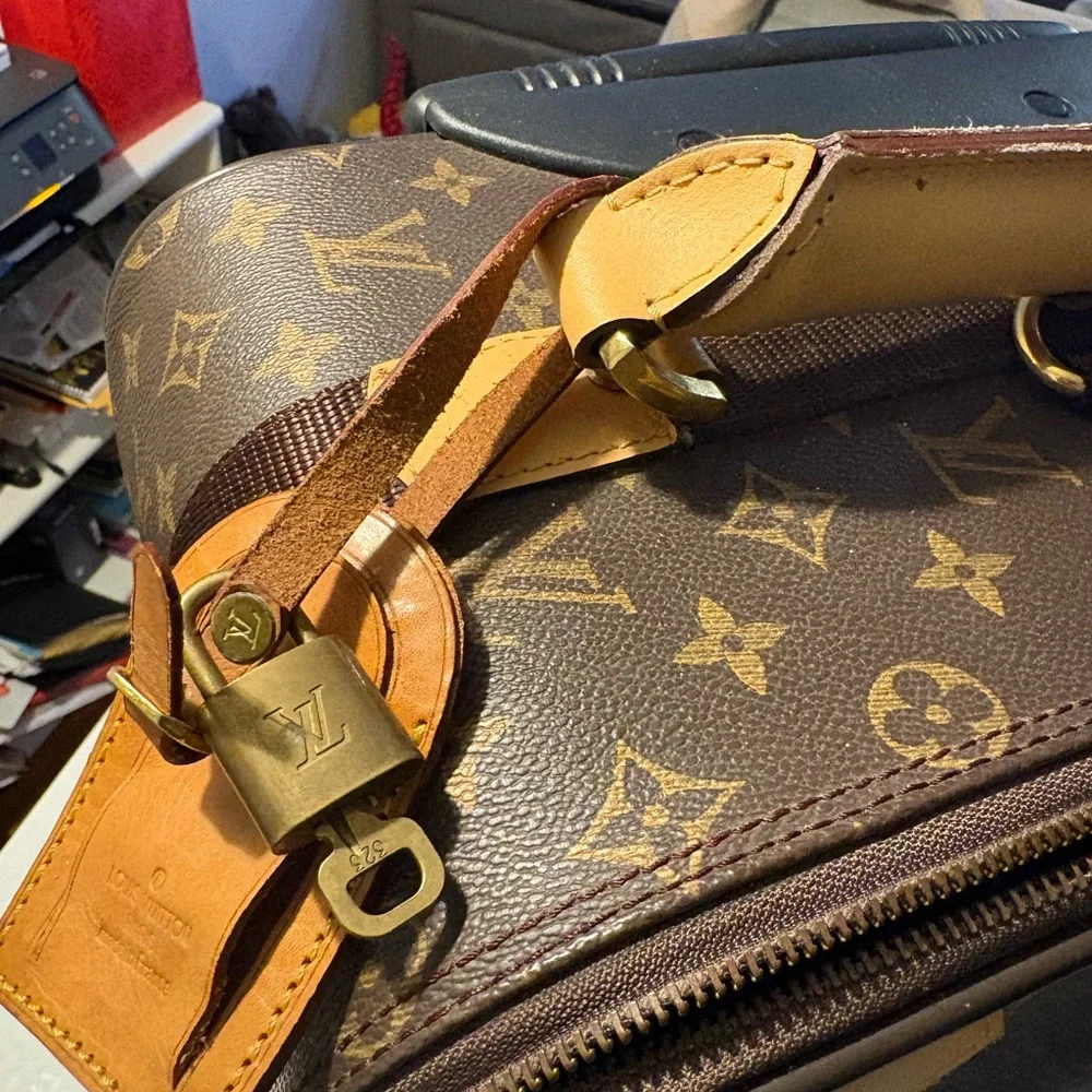 Louis Vuitton Monogram Travel Bag / Soft Suitcase ✨ - Picture 8 of 14